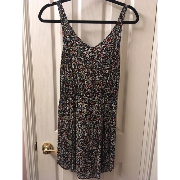 Urban Outfitters Patterned Dress - Picture 5 of 5